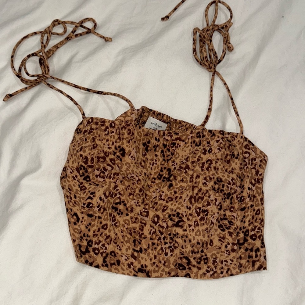 Wilfred Aritzia animal print XXS crop top tie
